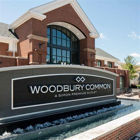 woodbury common premium outlets photos.